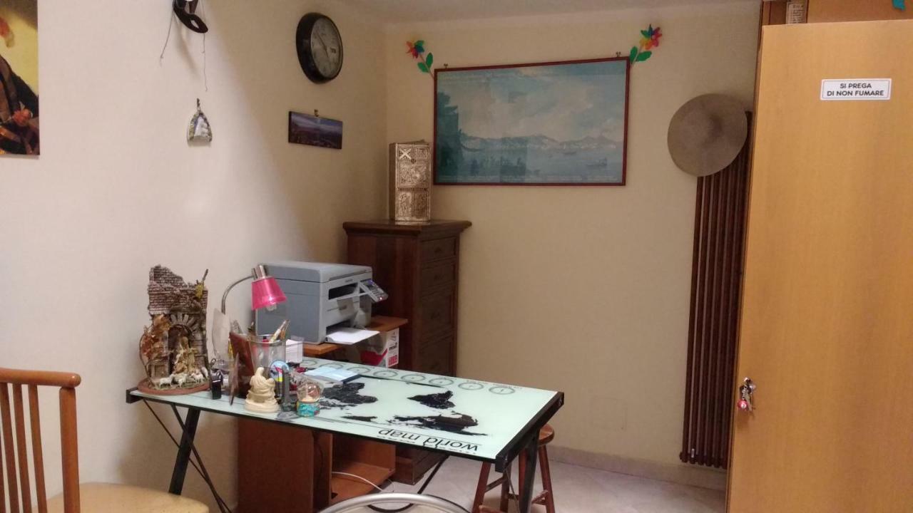 مبيت وإفطار نابولي A Casa Di Arturo المظهر الخارجي الصورة