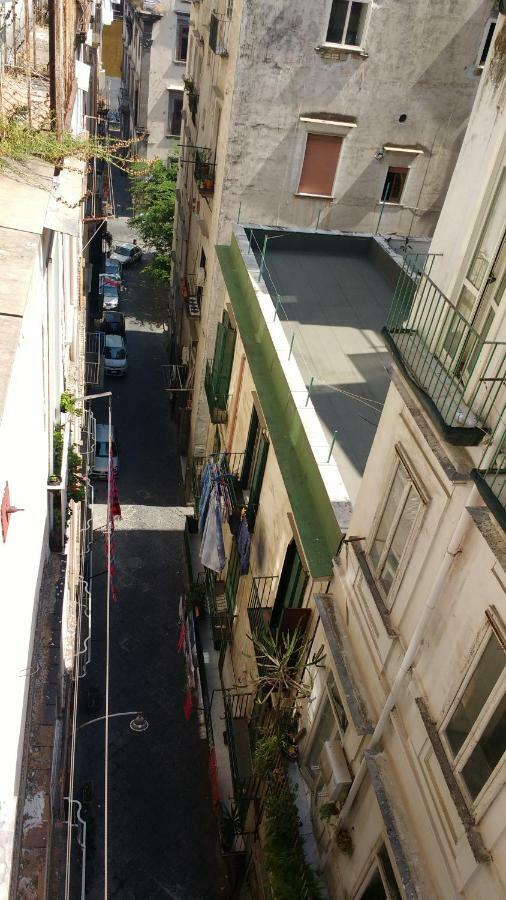 مبيت وإفطار نابولي A Casa Di Arturo المظهر الخارجي الصورة